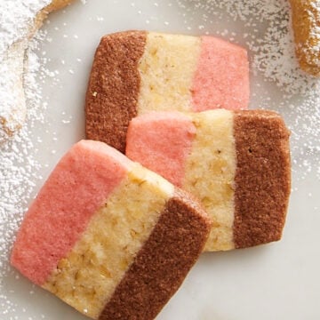 tri-colored italian cookies