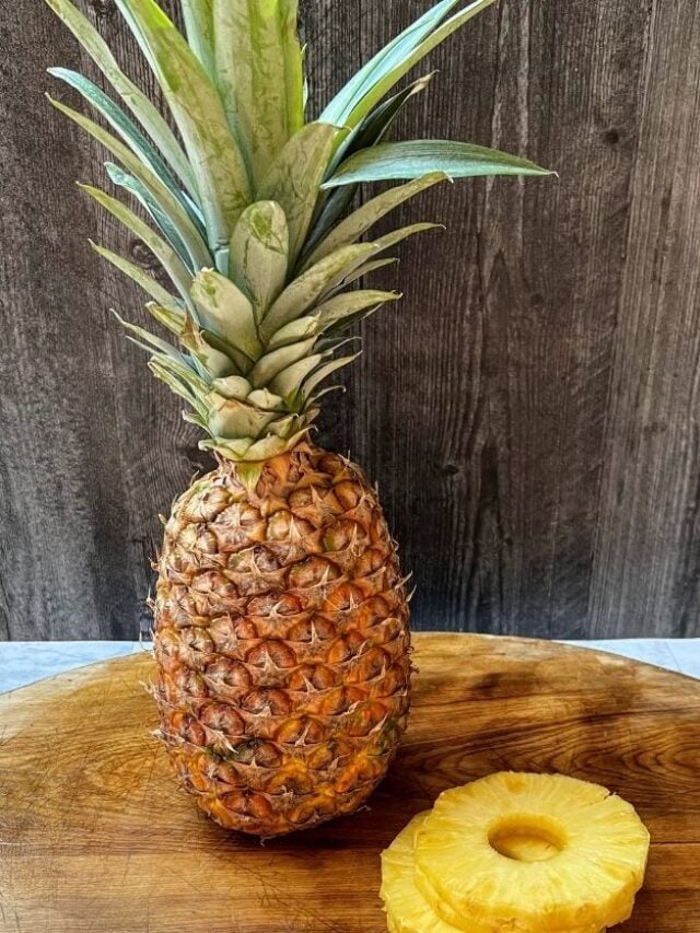 How to Cut a Fresh Pineapple