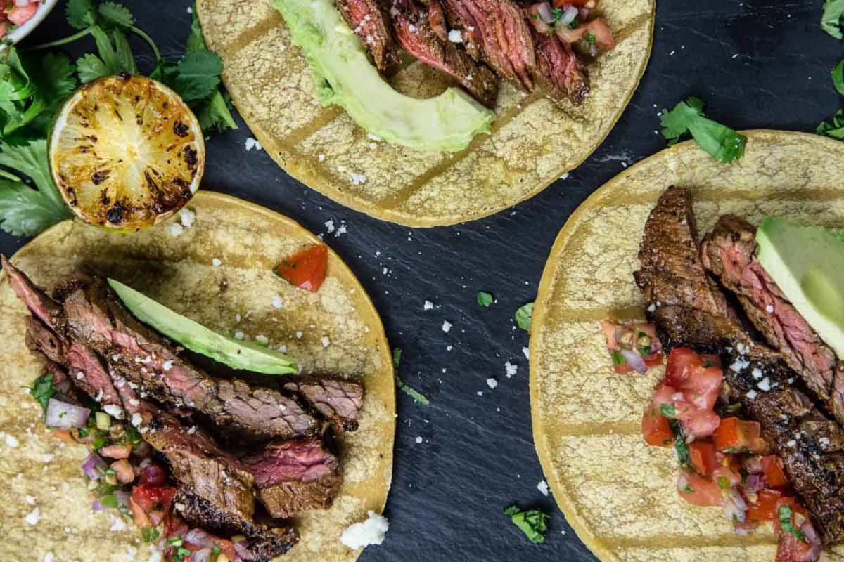 Carne asada skirt steak tacos